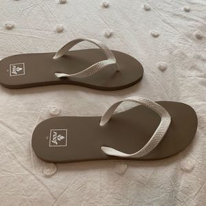Reef flip flop sandals